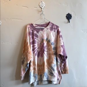 Oversized Tie Dye Sweatshirt